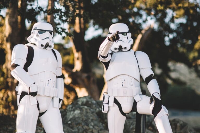 آنالوگ Nt کوچک کنسول کامل NES برای دوستداران بازی های ویدیویی است